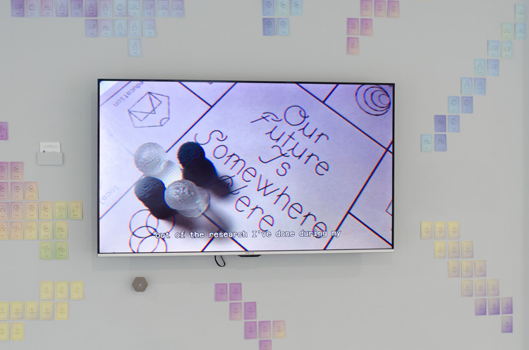 The game video at the exhibition.jpg